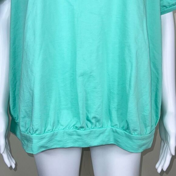 Lane Bryant Livi Activewear Poof Short Sleeve Banded Bottom Slub Shirt (18/20) - Picture 3 of 10